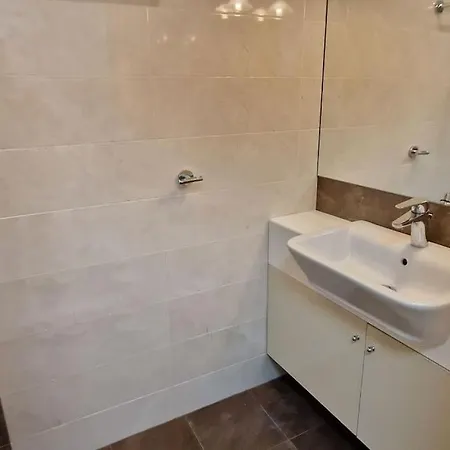 Луксозен Тристаен Апартамент В Младост 3 Apartment *