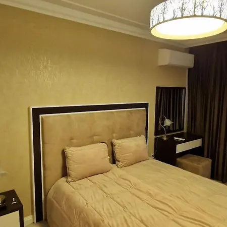 Apartment Луксозен Тристаен Апартамент В Младост 3 Sofia