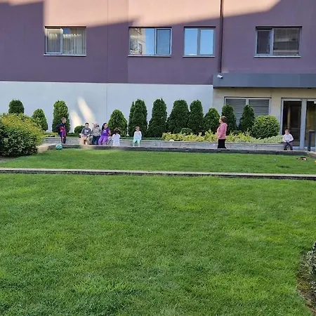 Apartment Луксозен Тристаен Апартамент В Младост 3 Sofia