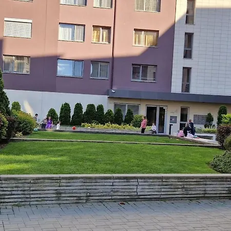 Луксозен Тристаен Апартамент В Младост 3 Sofia