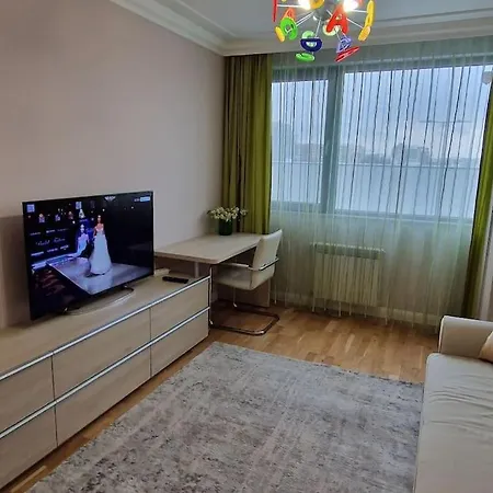 Apartamento Луксозен Тристаен Апартамент В Младост 3 Sofía