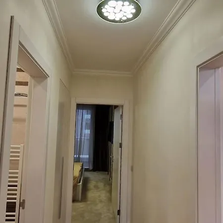 Луксозен Тристаен Апартамент В Младост 3 Apartamento *
